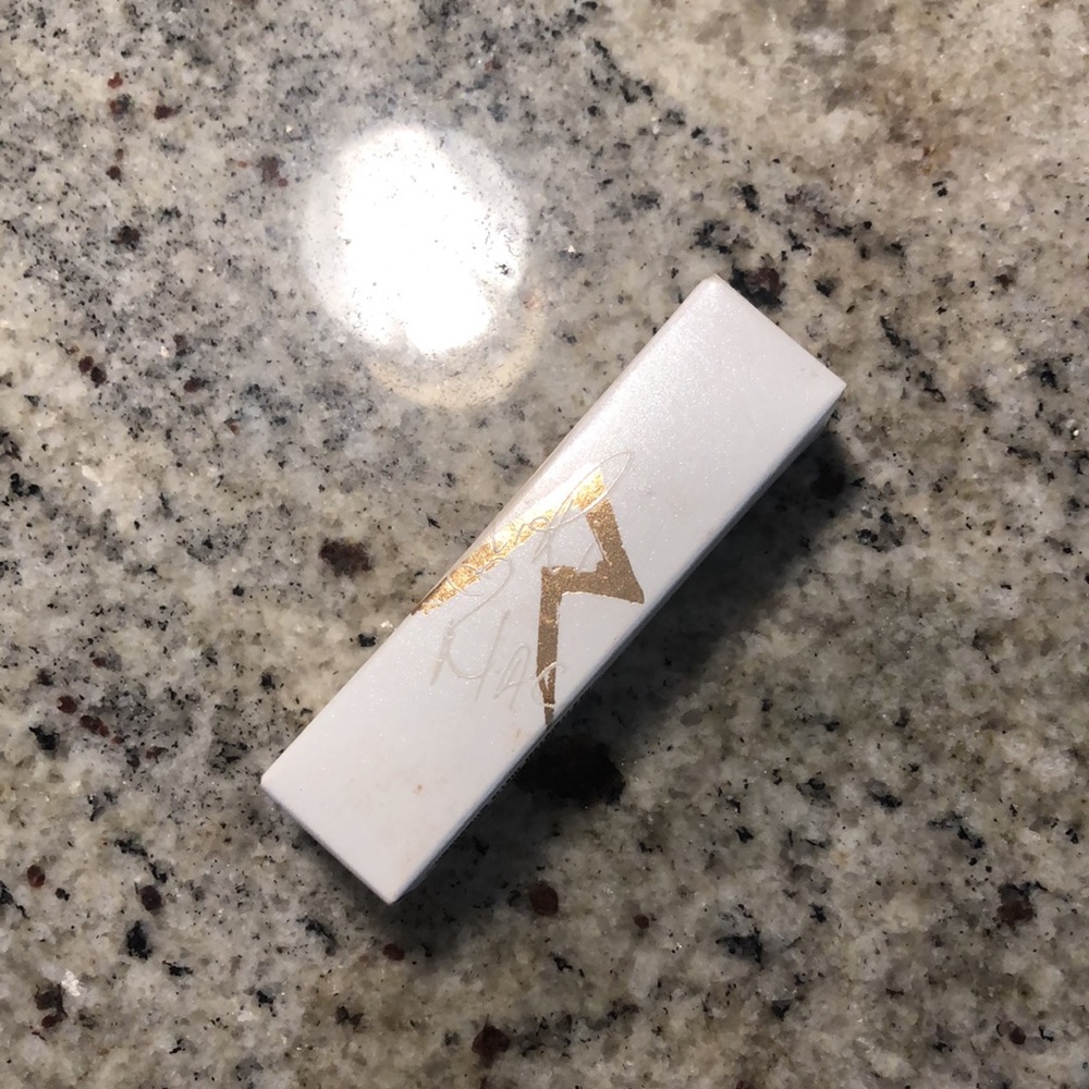 MAC RIRI “PLEASURE BOMB” LIPSTICK - Picture 4 of 4